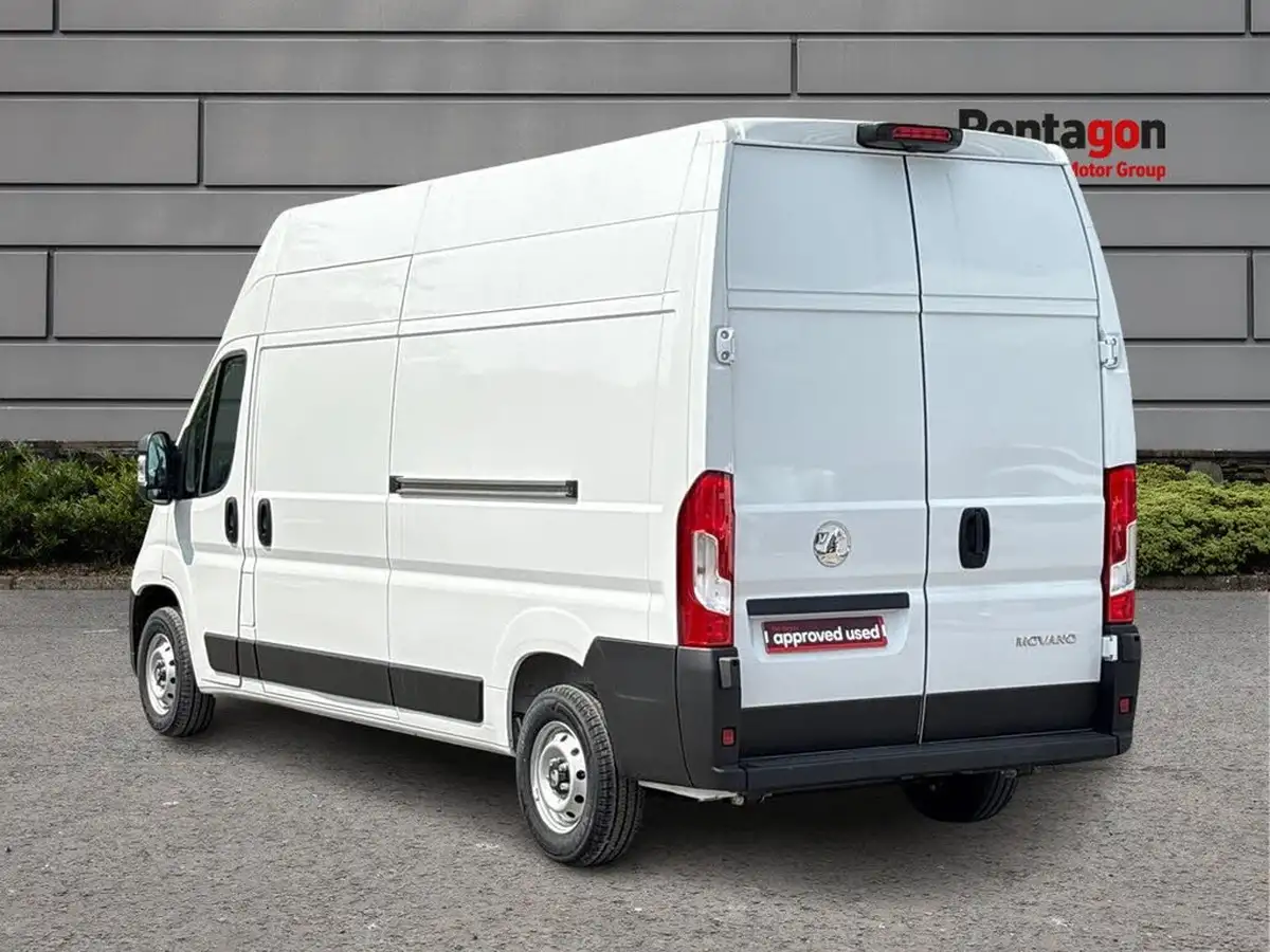 2024-vauxhall-movano-big-1