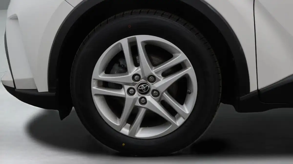 2022-toyota-c-hr-18-vvt-i-icon-big-18