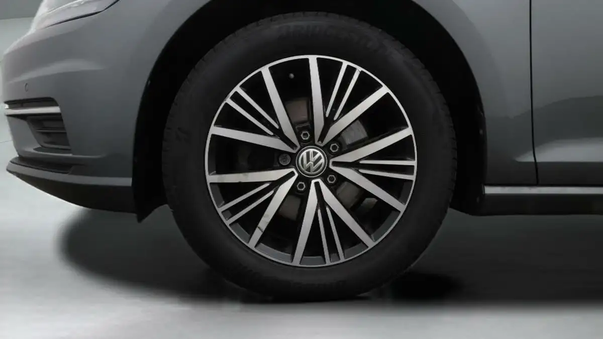 2019-volkswagen-golf-16tdi-se-hatchback-5d-dsg-big-17