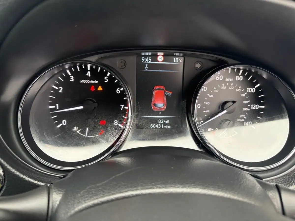 2015-nissan-qashqai-12-n-tec-big-13