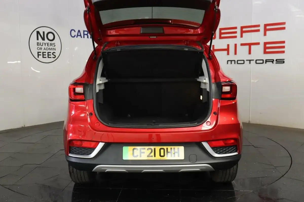 2021-mg-zs-suv-e-exclusive-ev-big-20