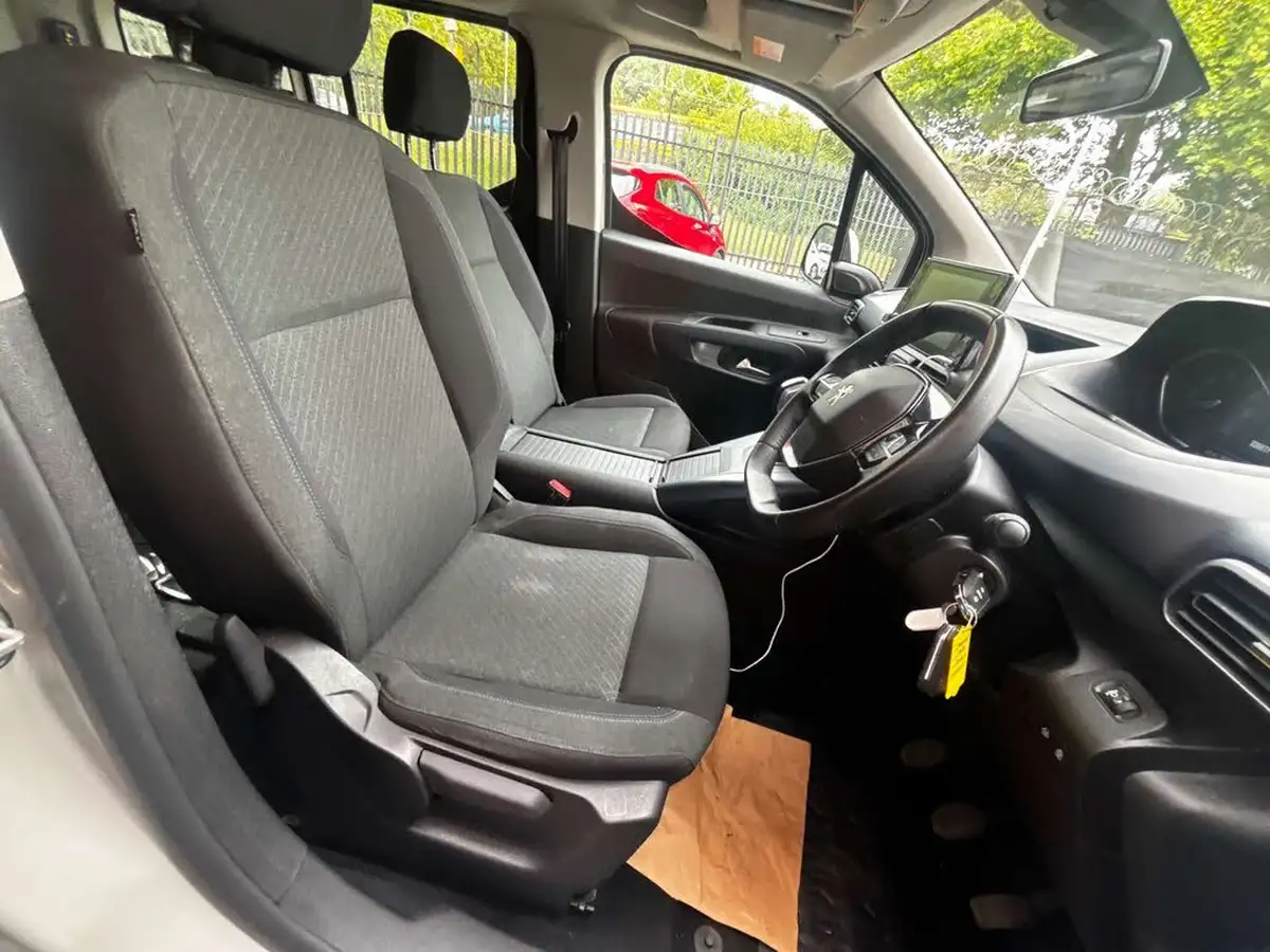 2019-peugeot-rifter-15-bluehdi-allure-100bhp-standard-big-29