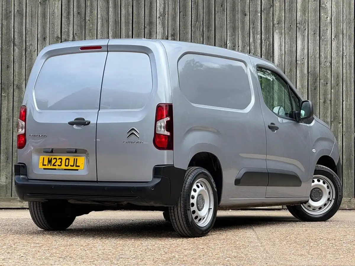 2023-citroen-berlingo-15-bluehdi-1000-enterprise-edition-100pseu6d-big-24