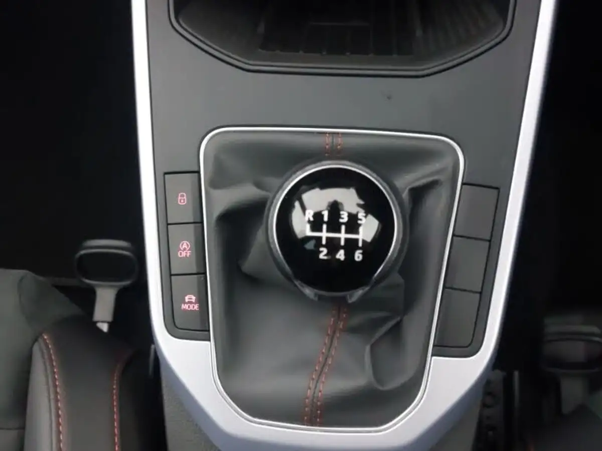 2024-seat-arona-10-tsi-fr-sport-115ps-big-17