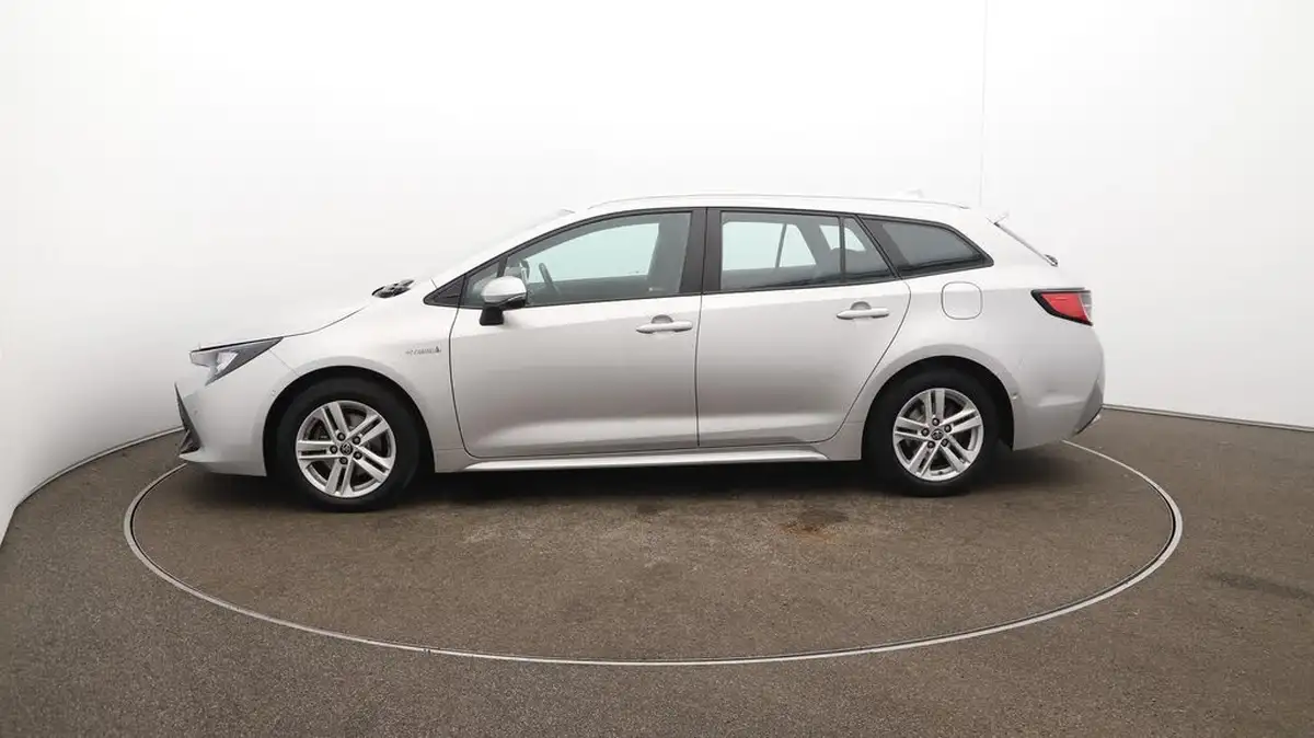 2021-toyota-corolla-18-vvt-i-icon-tech-spare-wheel-touring-sports-5d-big-65