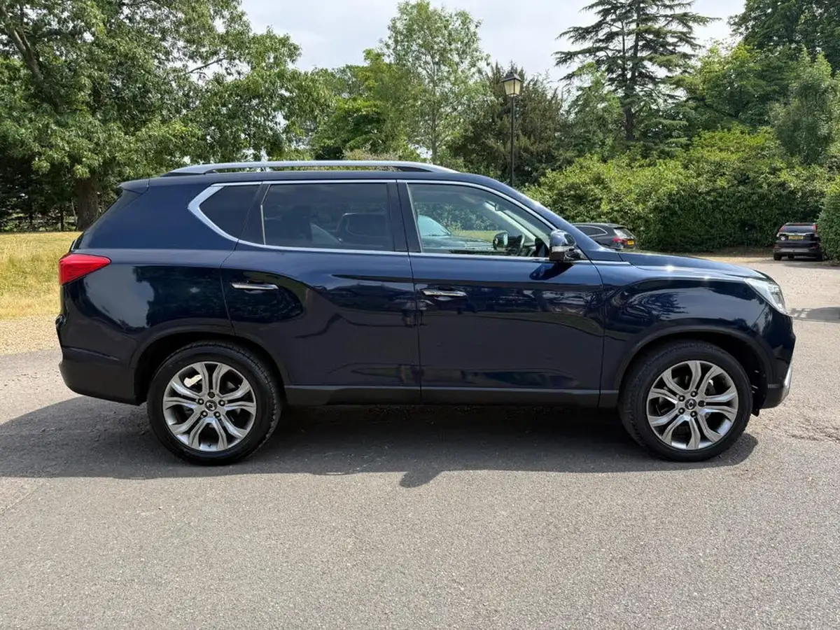 2018-kgm-ssangyong-rexton-22td-ultimate-big-5