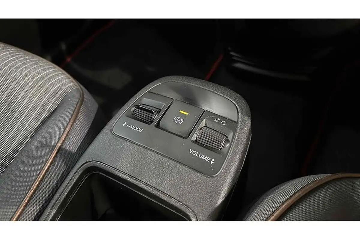 2022-fiat-500-e-icon-117bhp-big-44