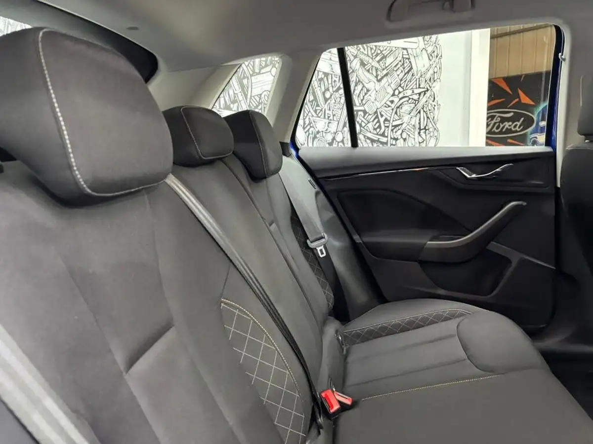 2022-skoda-kamiq-10-tsi-se-95ps-big-17