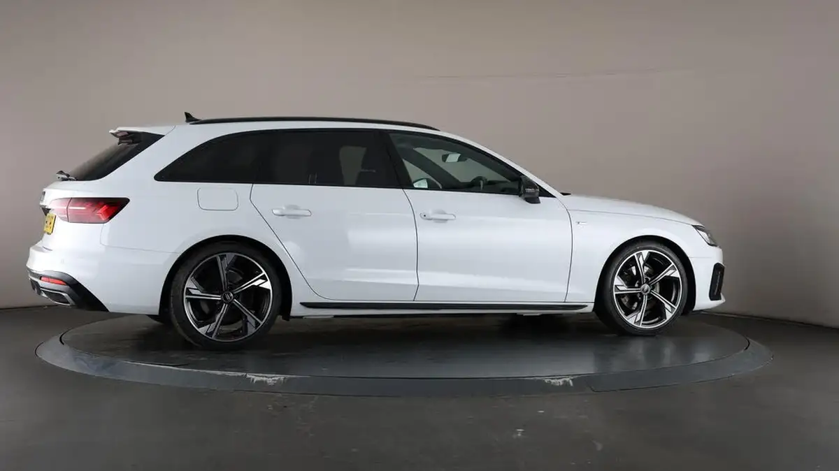 2022-audi-a4-avant-20-35-tfsi-black-edition-s-tronic-big-63
