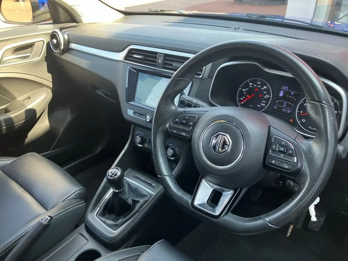 2018-mg-zs-suv-15-vti-tech-exclusive-big-40