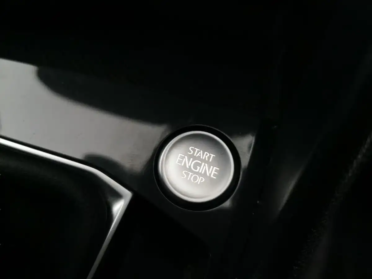 2021-volkswagen-tiguan-15-tsi-r-line-big-25