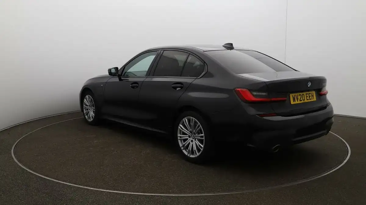 2019-bmw-3-series-20-330e-m-sport-plus-pack-big-62