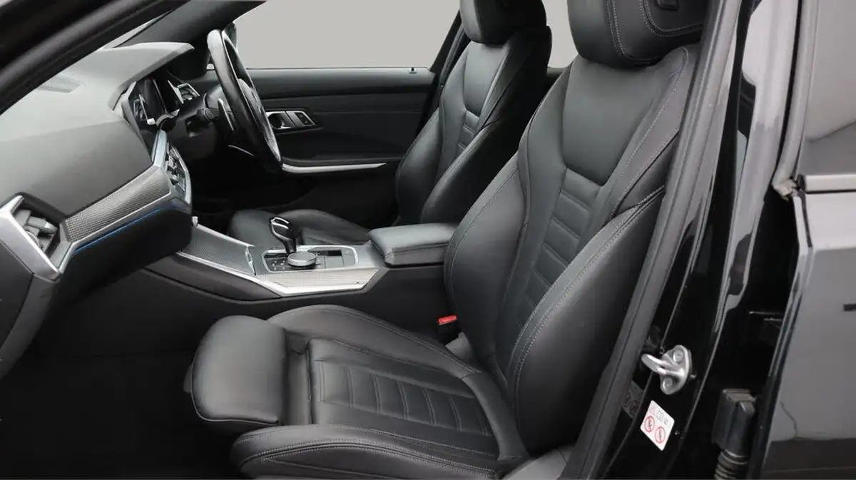 2019-bmw-3-series-20-330e-m-sport-plus-pack-big-14