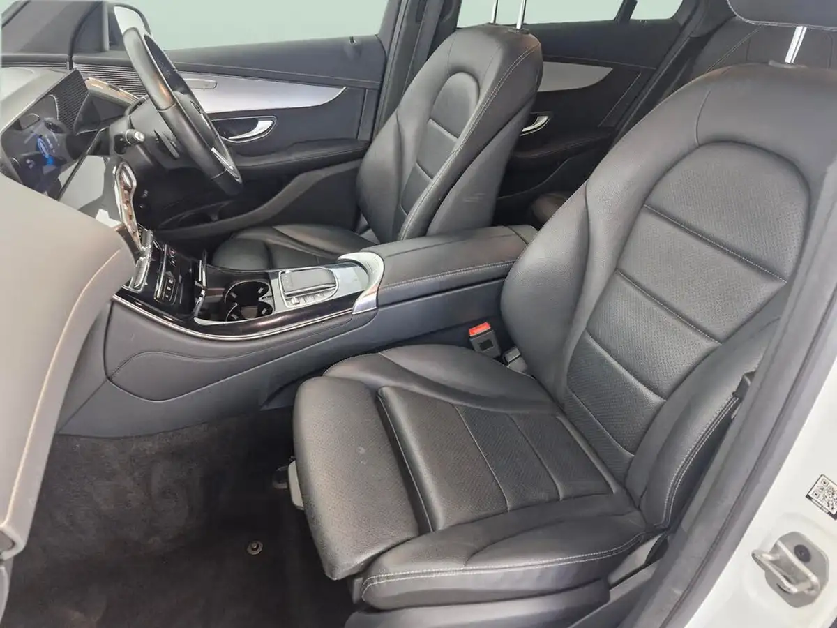 2021-mercedes-benz-eqc-e-eqc-400-sport-big-30