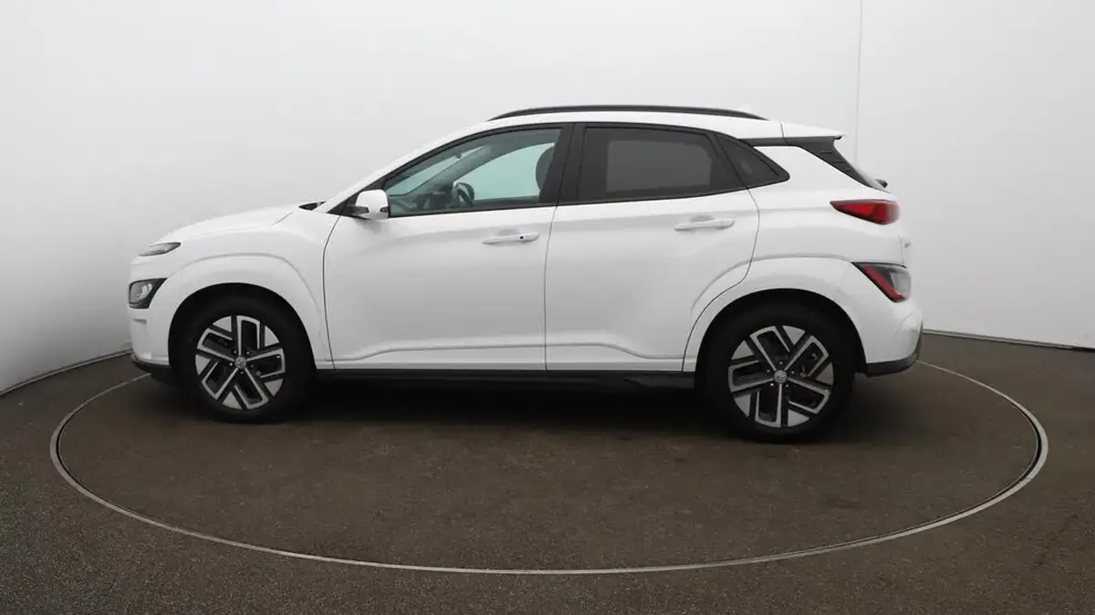 2021-hyundai-kona-e-premium-204ps-64kwh-7kw-obc-big-64