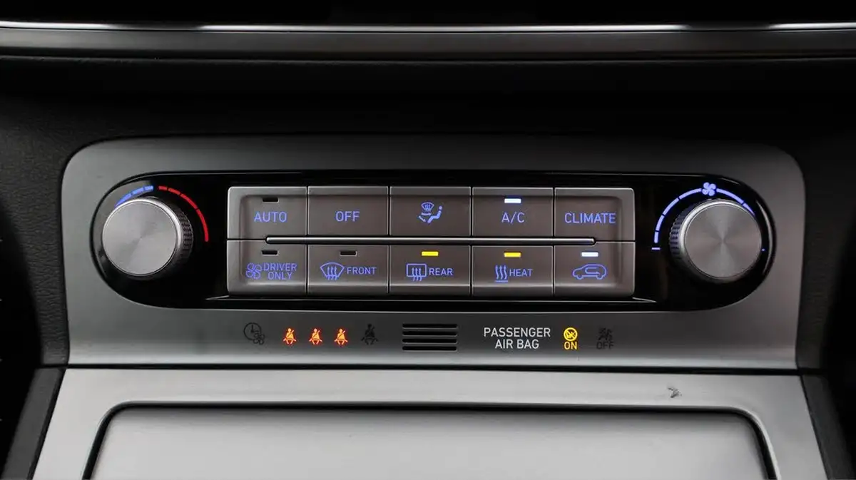 2021-hyundai-kona-e-premium-204ps-64kwh-7kw-obc-big-12