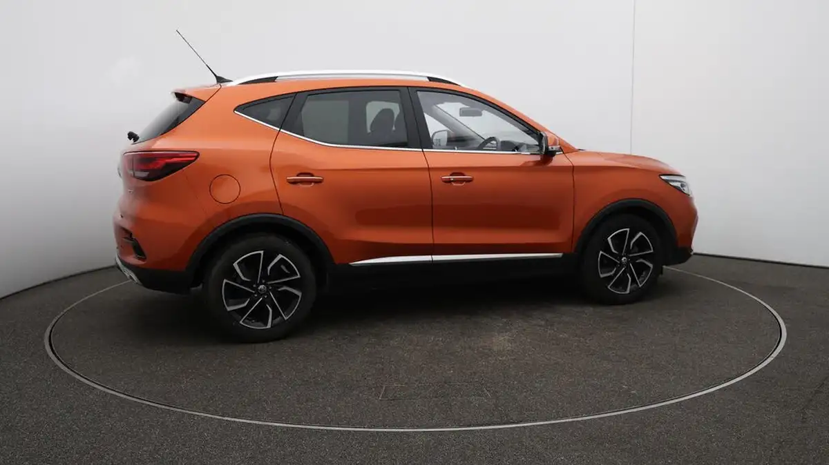 2022-mg-zs-suv-10t-gdi-exclusive-big-51