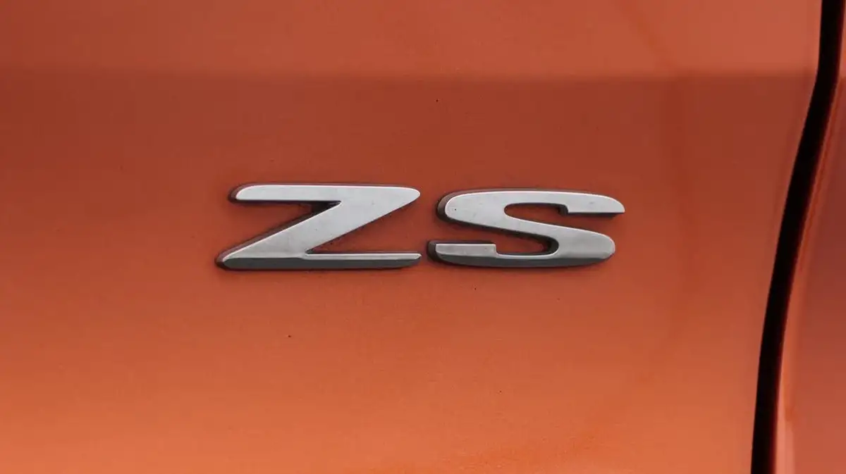 2022-mg-zs-suv-10t-gdi-exclusive-big-23