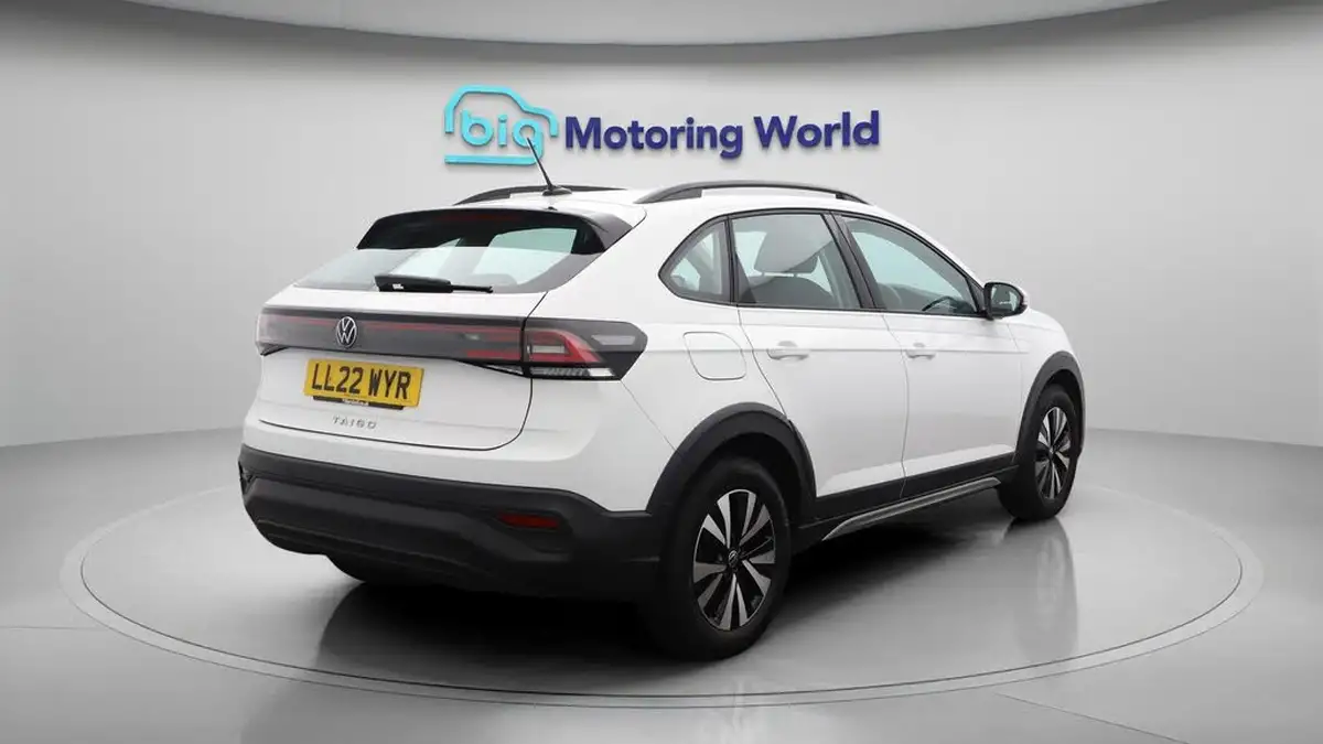 2022-volkswagen-taigo-10-tsi-life-95ps-big-7
