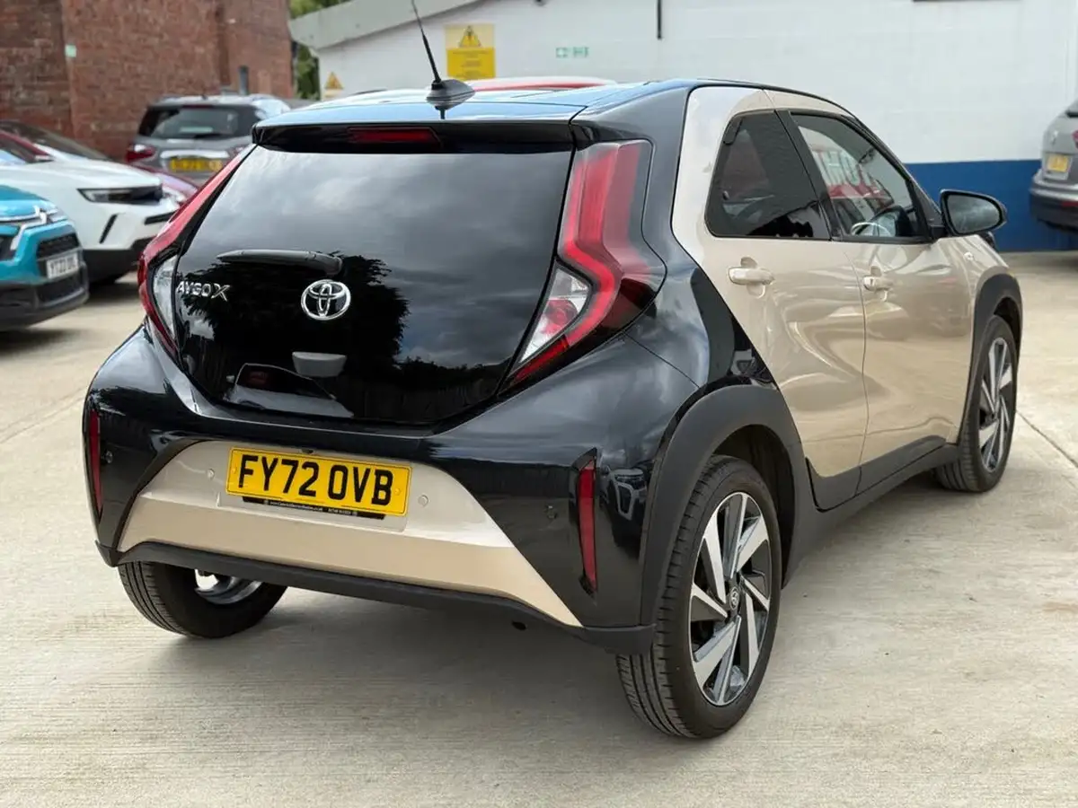 2022-toyota-aygo-x-10-vvt-i-edge-cvt-big-7