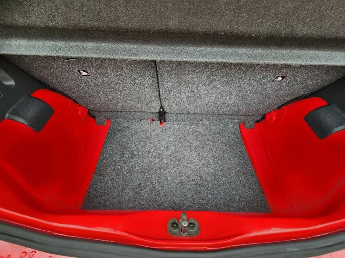 2013-skoda-citigo-10-elegance-59bhp-5d-big-25