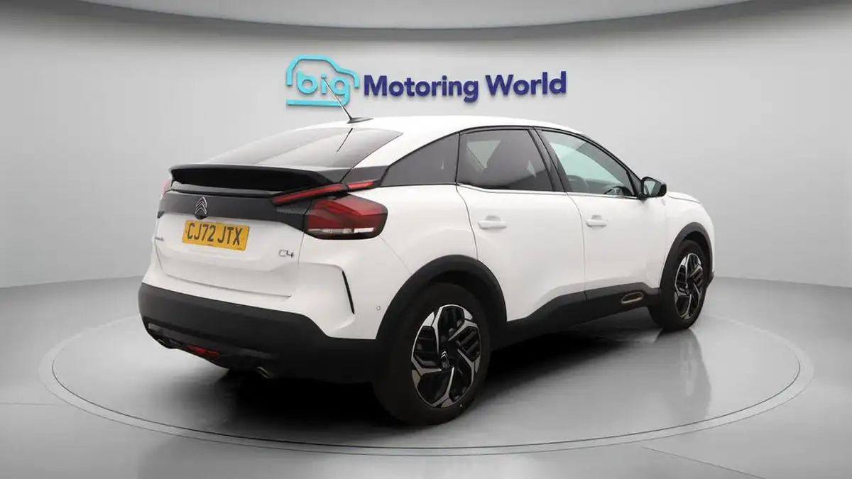 2023-citroen-c4-12-puretech-c-series-edition-eat8-big-7