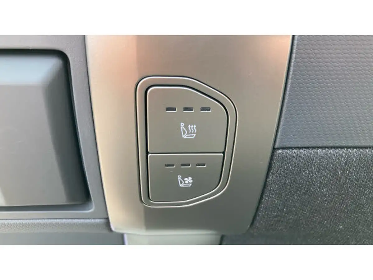 2025-kia-ev3-e-gt-line-s-big-26
