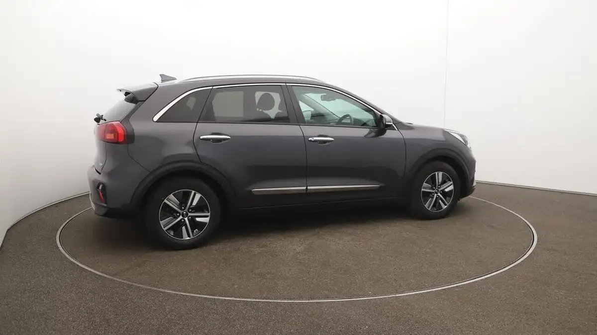 2020-kia-niro-16-gdi-phev-3-big-50