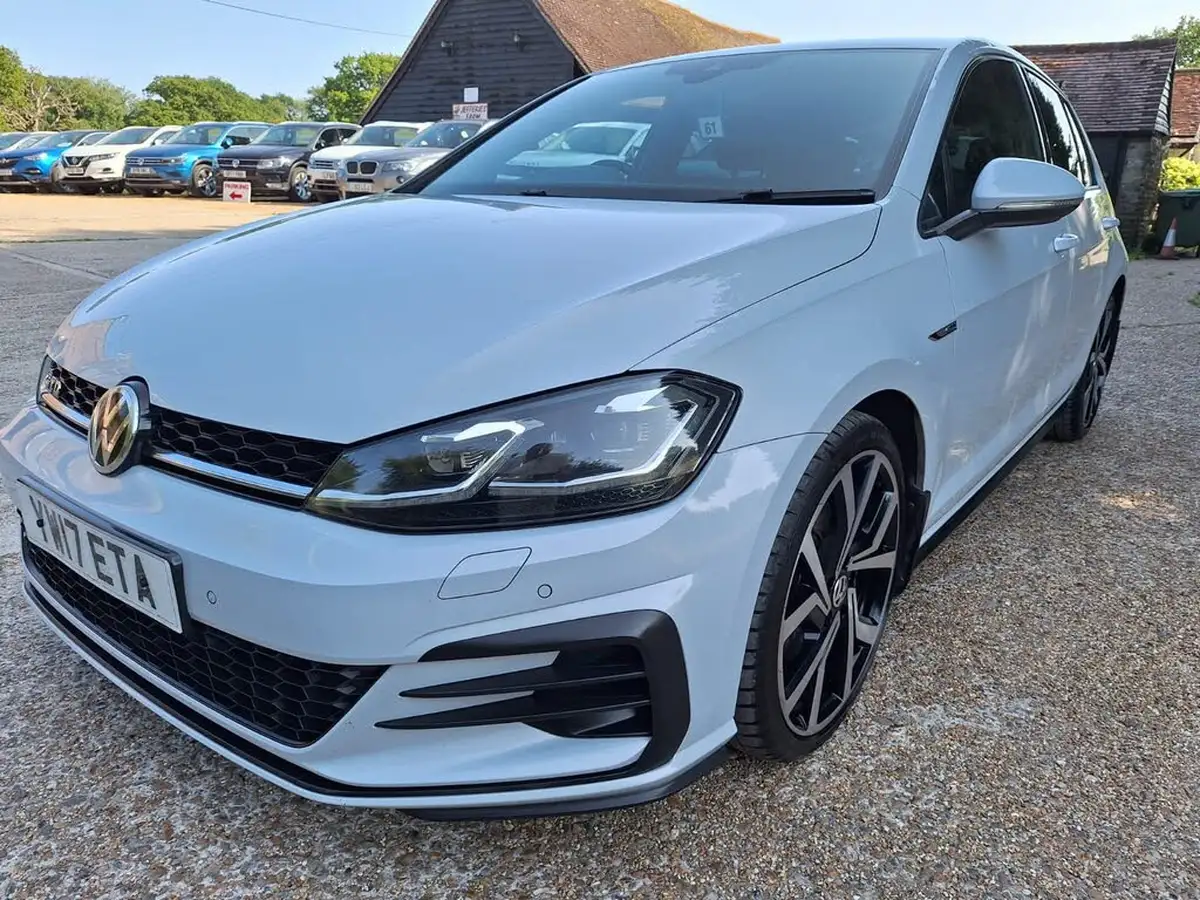 2017-volkswagen-golf-20tdi-gtd-ss-hatchback-5d-big-2