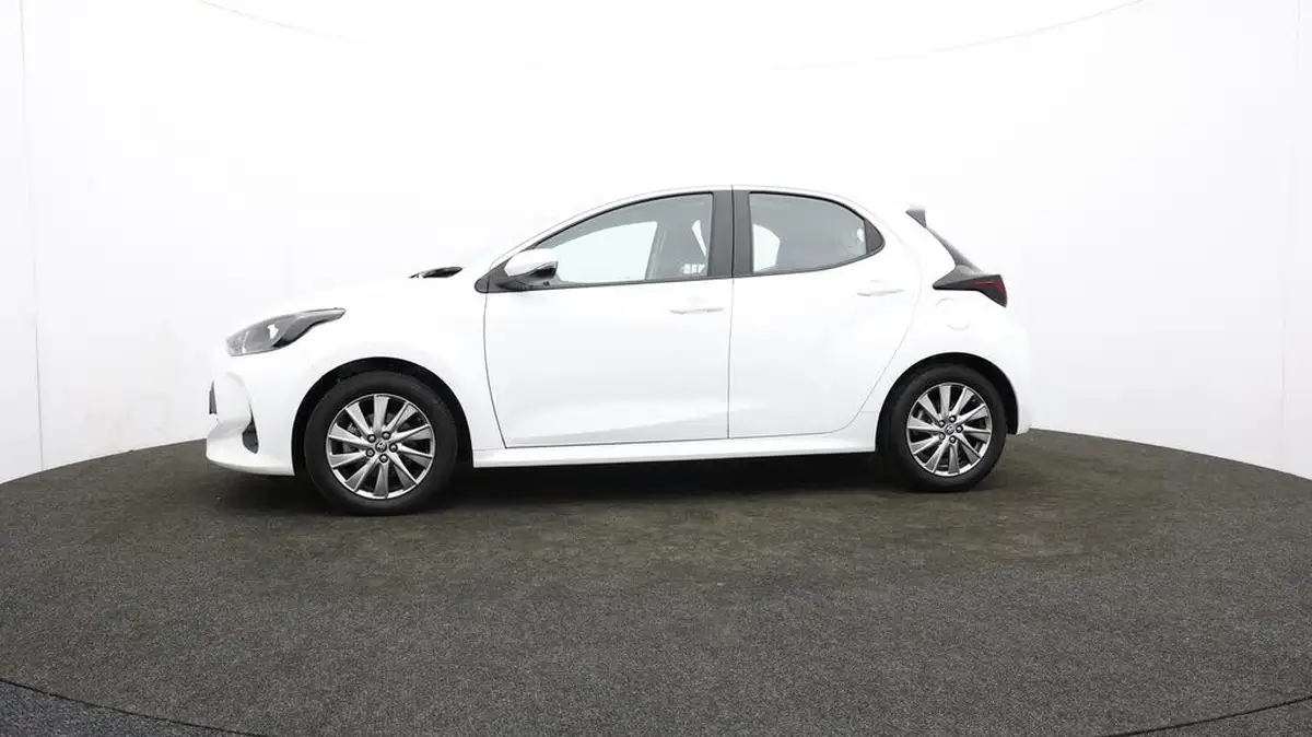 2022-toyota-yaris-15-vvt-i-icon-big-70
