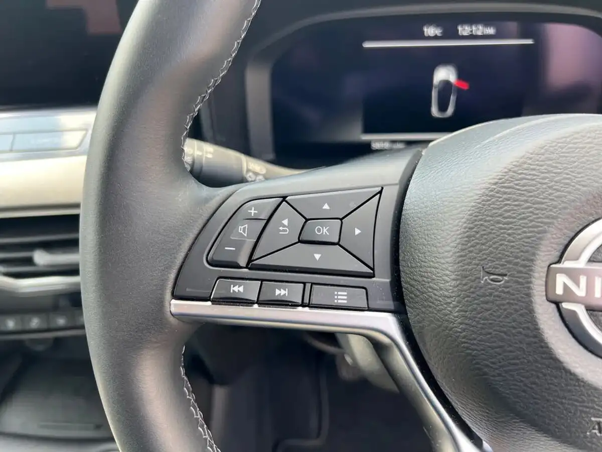 2024-nissan-juke-10-dig-t-n-connecta-big-24