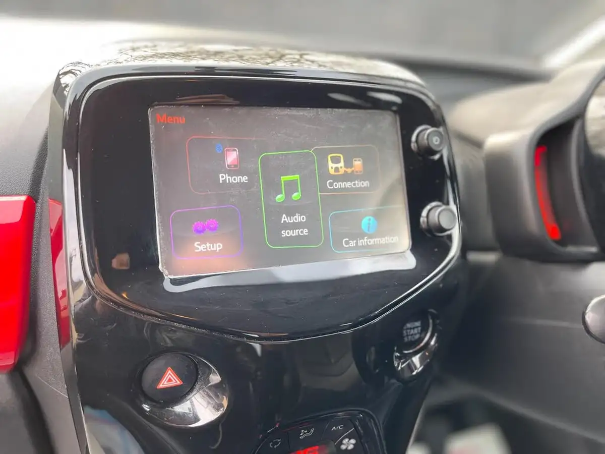 2018-toyota-aygo-10-vvt-i-x-clusiv3-71bhp-big-38
