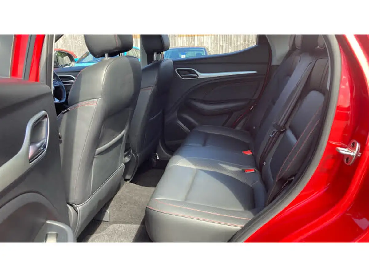 2021-mg-zs-suv-15-vti-tech-exclusive-big-15