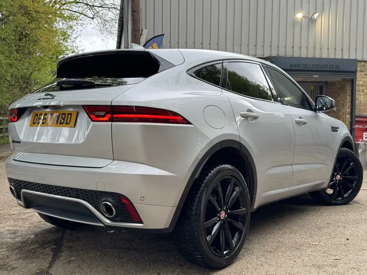 2018-jaguar-e-pace-20-i4d-r-dynamic-hse-180ps-ss-big-25