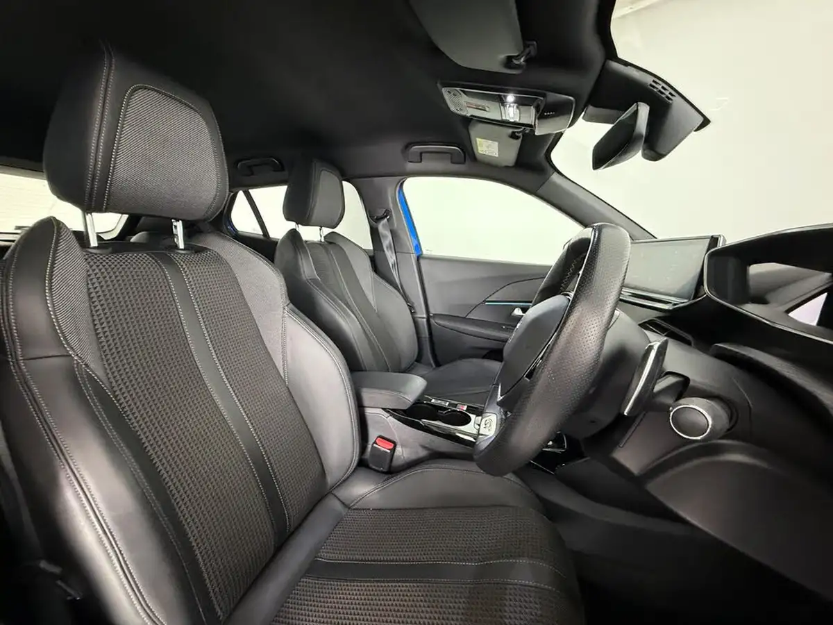 2022-peugeot-2008-suv-12-puretech-gt-eat8-big-14