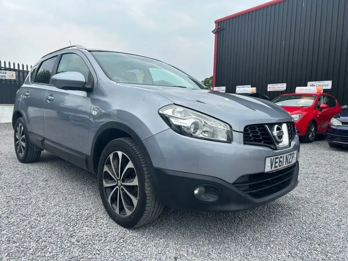 2012-nissan-qashqai-16-n-tec-big-6