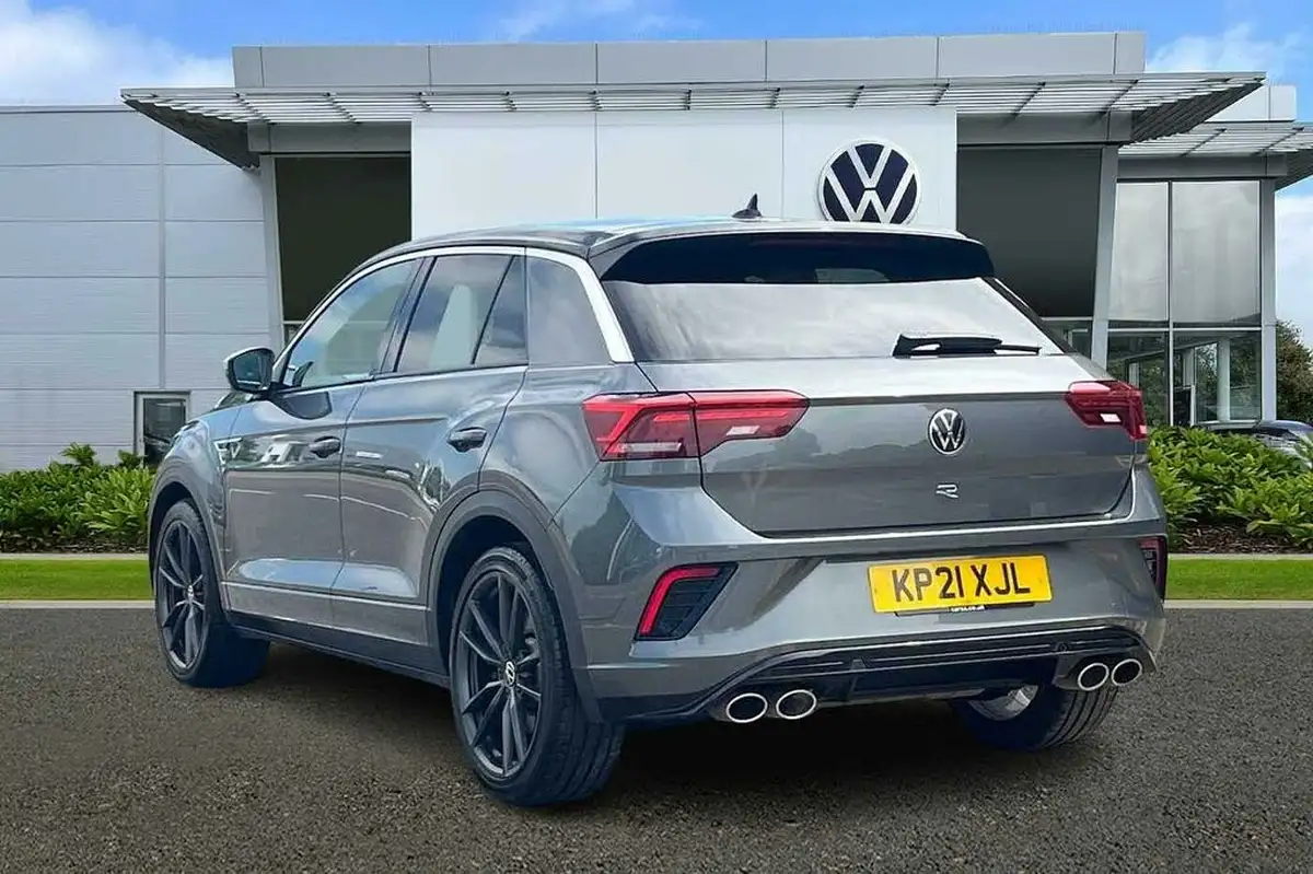 2021-volkswagen-t-roc-20-tsi-r-big-2