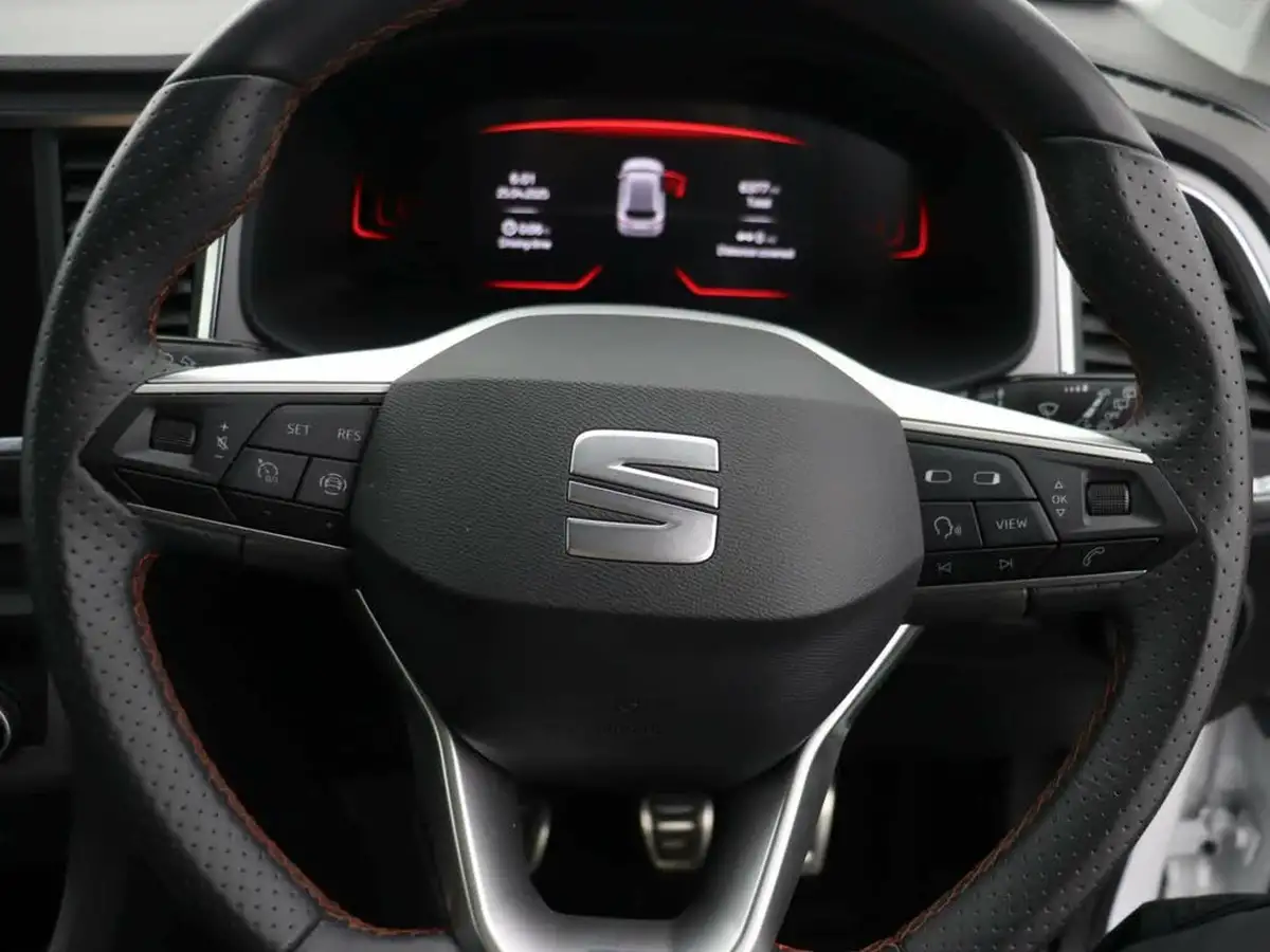 2024-seat-ateca-15-ecotsi-fr-big-40