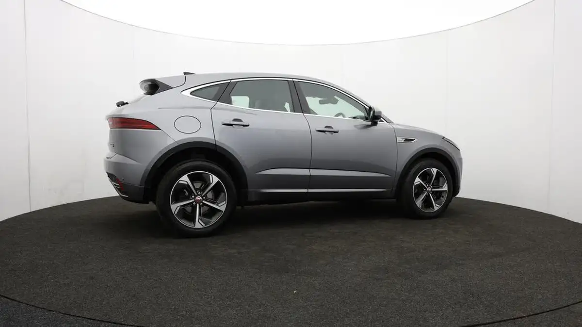2021-jaguar-e-pace-20-d200-r-dynamic-se-big-40