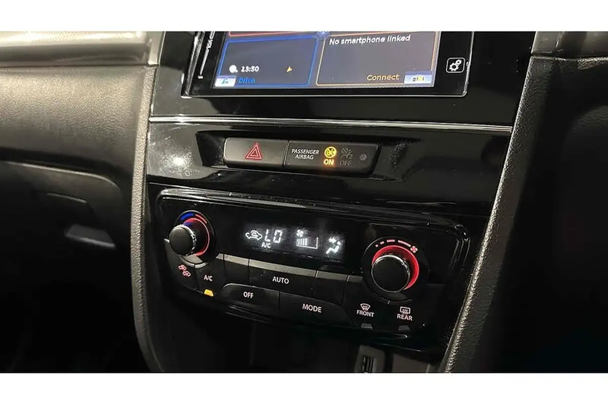 2018-suzuki-vitara-16-sz5-big-48
