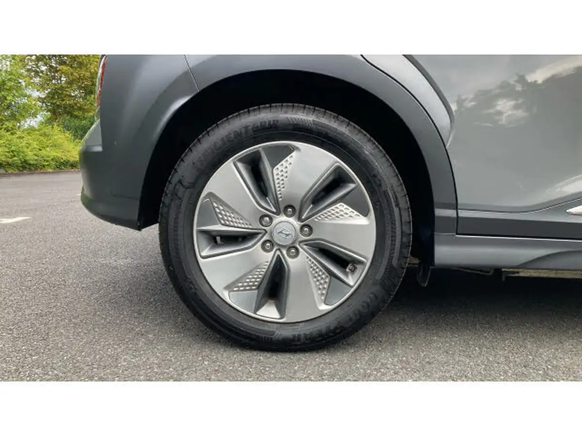 2020-hyundai-kona-e-premium-se-64kwh-105kw-obc-big-6