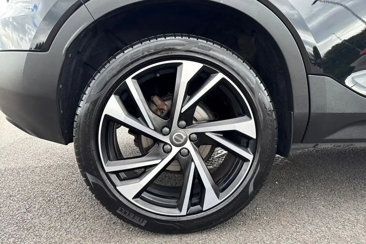 2021-volvo-xc40-15-t3-r-design-pro-161bhp-auto-big-10