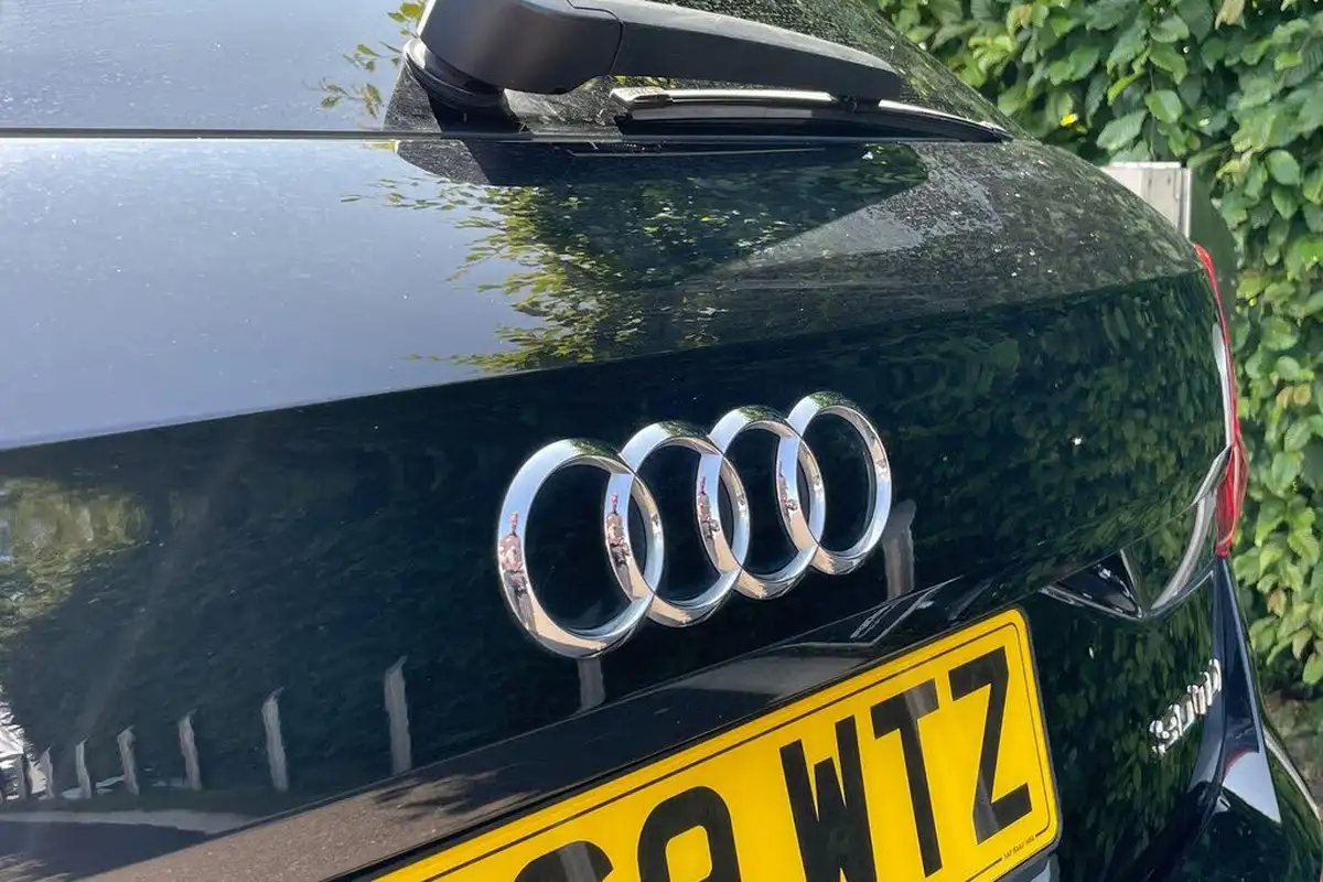 2019-audi-q2-16-30-tdi-black-edition-big-14