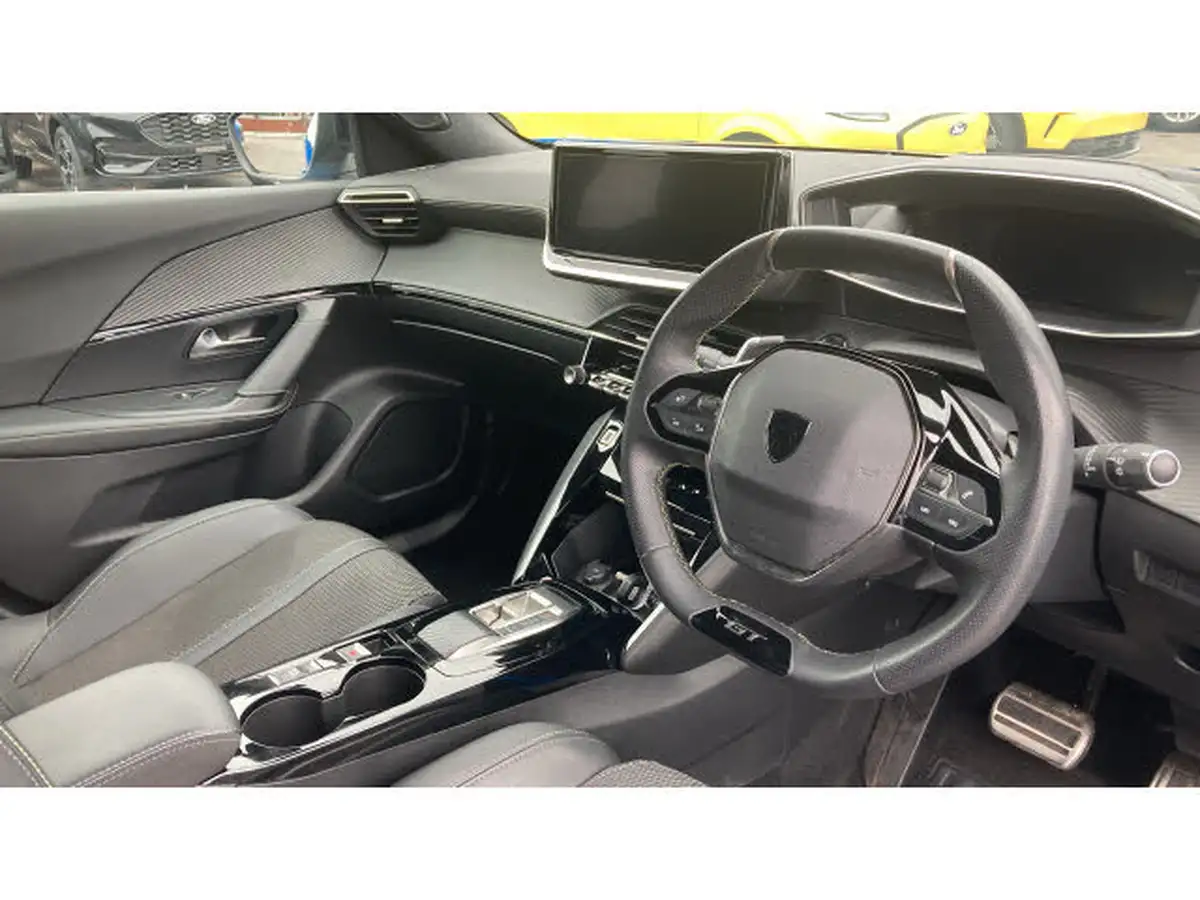 2023-peugeot-2008-suv-big-12