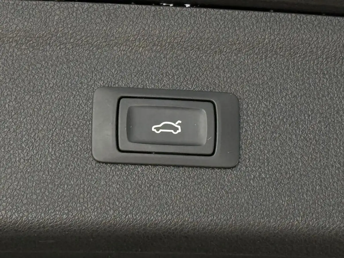 2018-audi-q3-20-tdi-quattro-s-line-edition-150ps-big-11