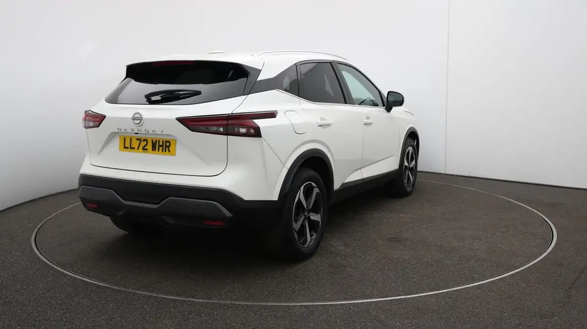 2022-nissan-qashqai-13-dig-t-n-connecta-140ps-big-54