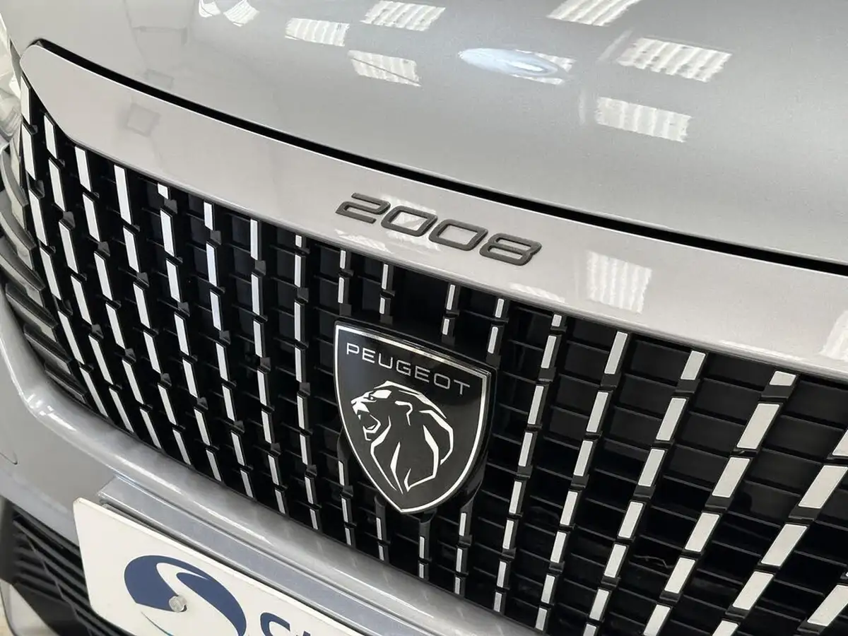 2023-peugeot-2008-suv-12-puretech-allure-big-3