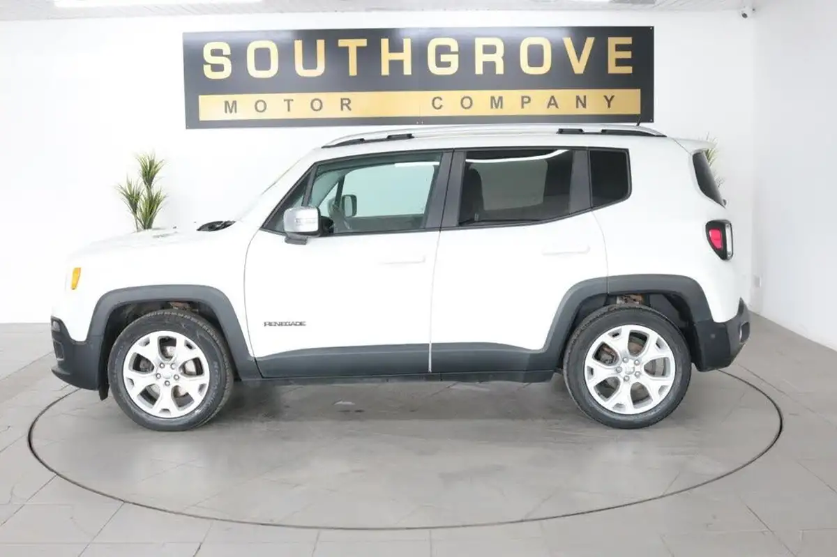 2016-jeep-renegade-16-multijet-ii-limited-ss-big-3