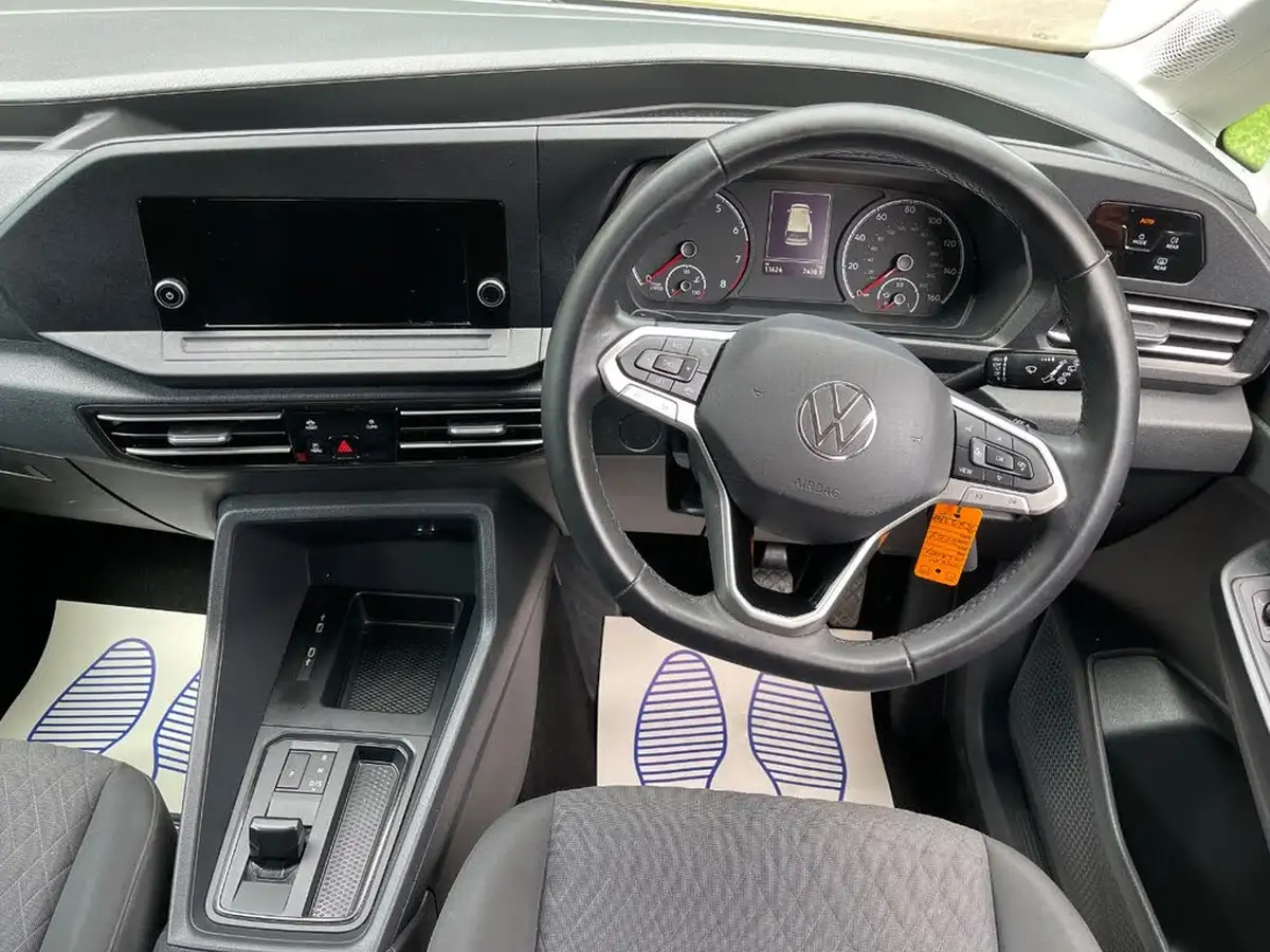 2022-volkswagen-caddy-15-tsi-maxi-life-big-9