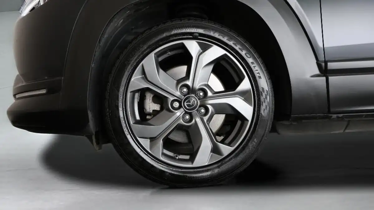 2021-mazda-mx-30-e-sport-lux-big-19